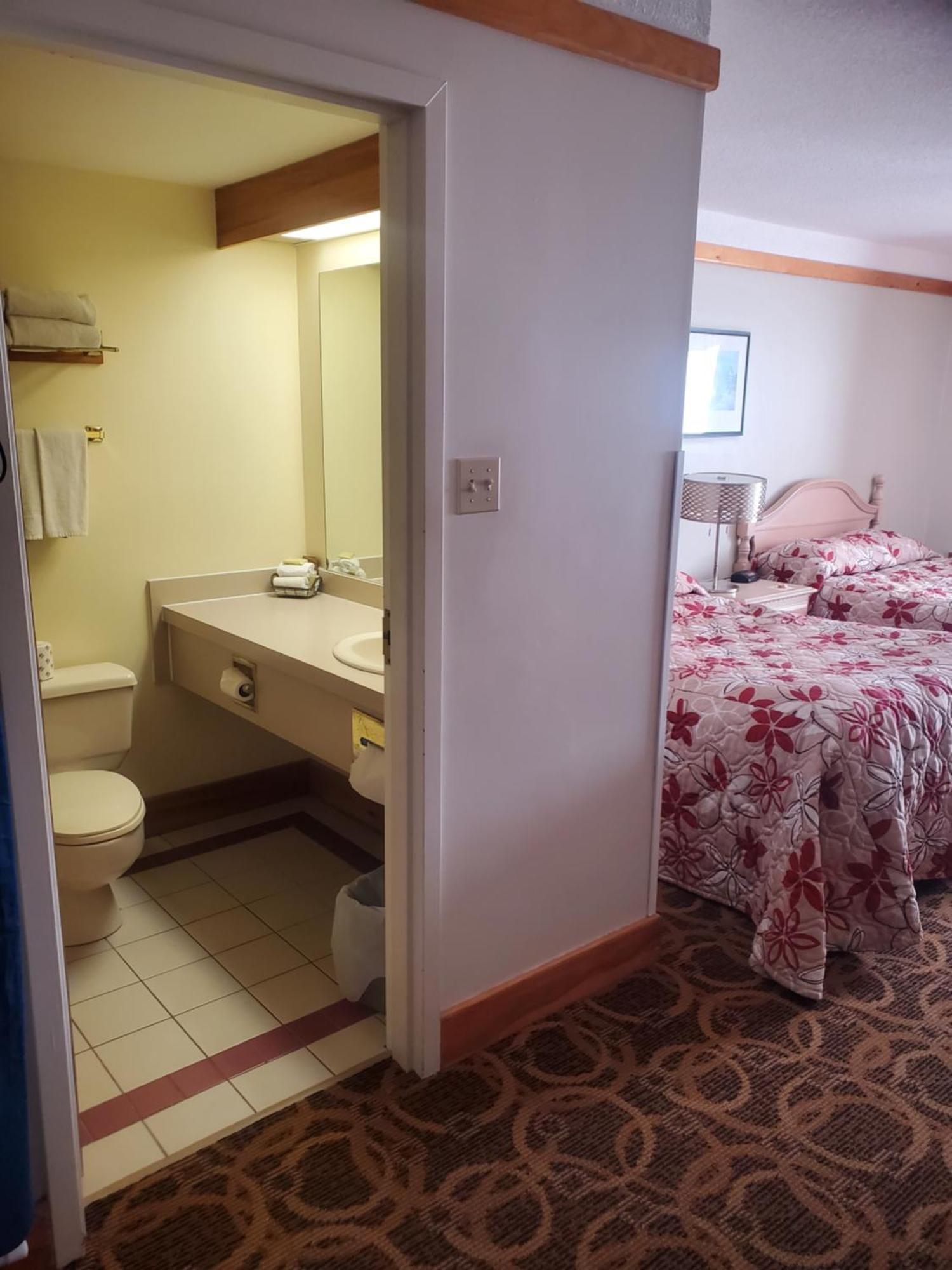 Granite Town Hotel Saint George 외부 사진
